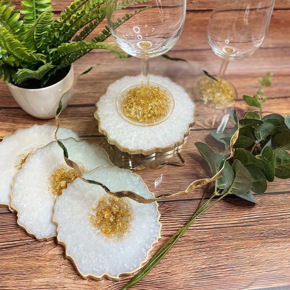 Large Geode Coaster Set of 4 - Picture 9 of 10